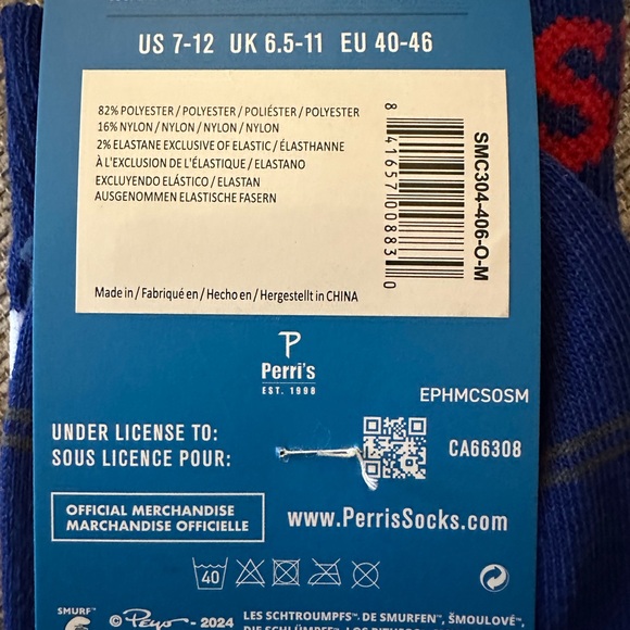 Smurfs socks.  Fits Men’s shoe size 7-12 US 2 pair.  Papa Smurf novelty - Picture 6 of 6